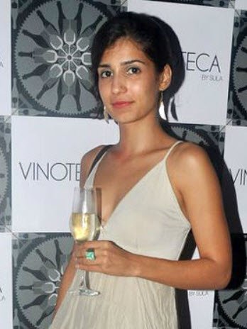 Tara D'Souza - Wikiunfold